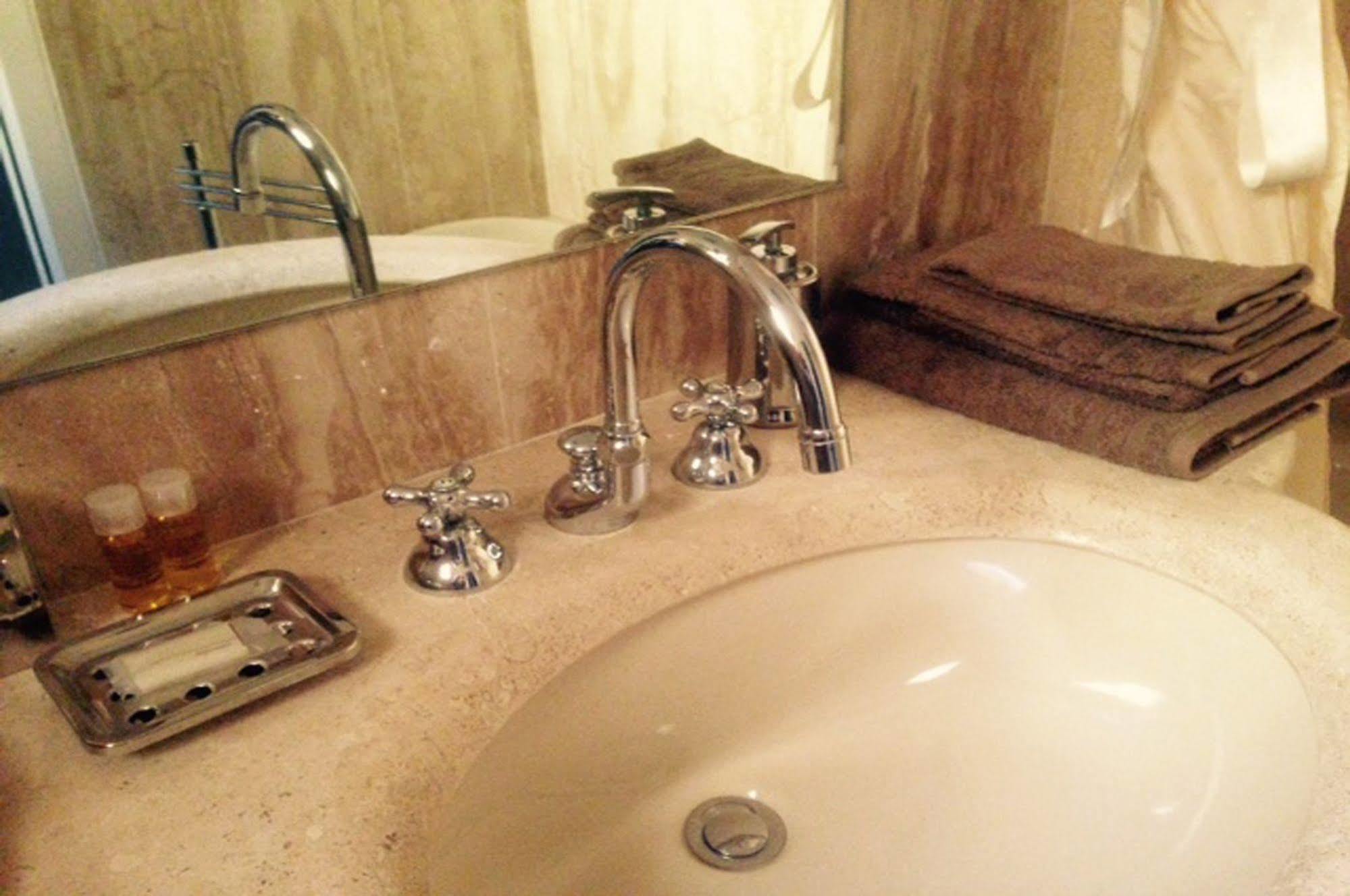 B&B St. Remy Cagliari Buitenkant foto